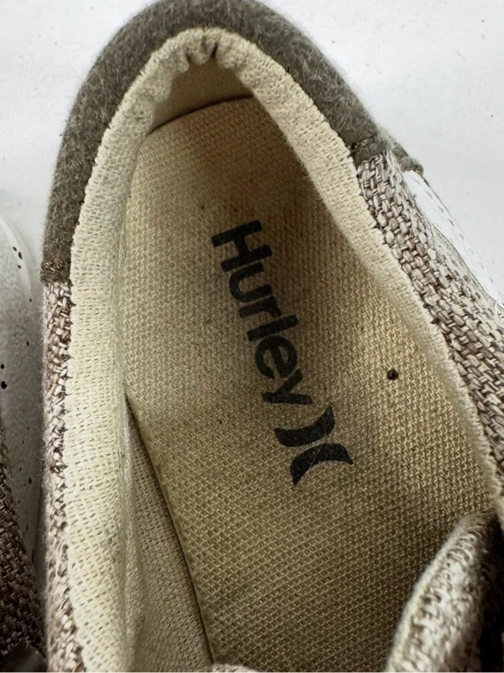 Hurley comfortable slip